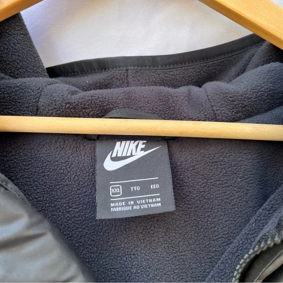 NIKEQUILTED PUFFER SYNTHETIC FILLED THERMORE FULL ZIP HOODED JACKET BLACK XXL